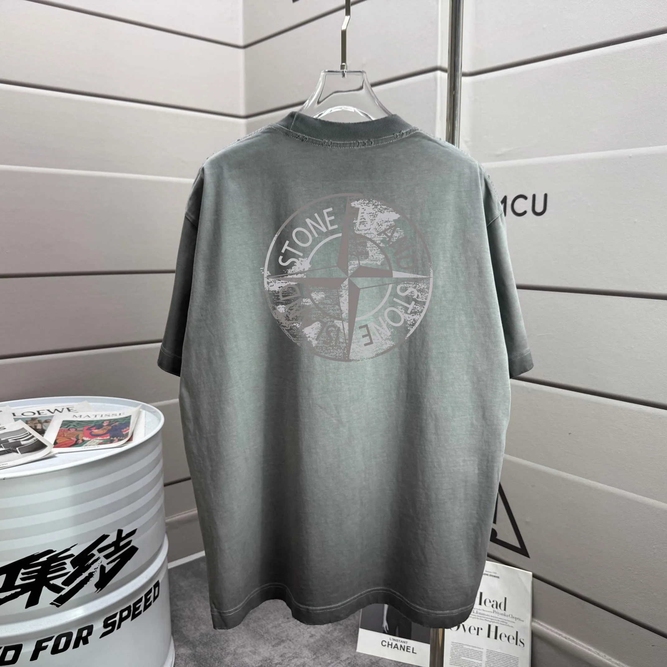 P160 Ston* islan* 石*岛 2025 autumn and winter new style Washed and worn 320g round neck short-sleeved tee Unisex loose version Color: Washed black Washed white Washed gray Brown Size: S M L XL XXL Size: S (90-130 pounds) M (120-150 pounds) L (140-165 pounds) (160-180 catties) XXL (180-210 catties)
